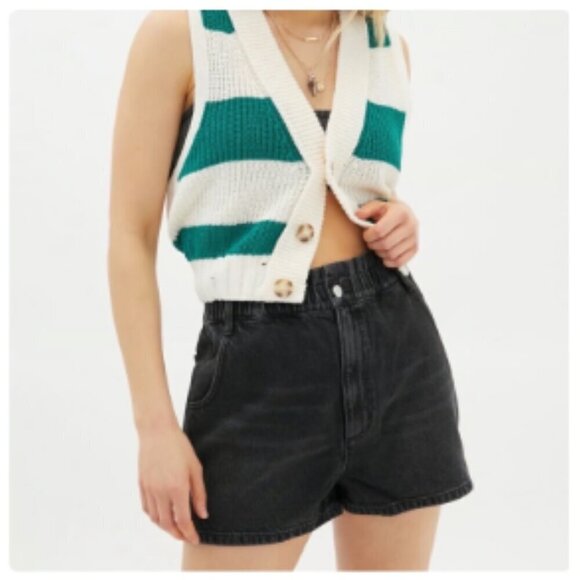 Urban Outfitters BDG Pull-On High-Waisted Mom Short, Black Wash, Size XS - Picture 1 of 12
